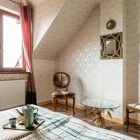 Molmare ゲストハウス Bladzikowo